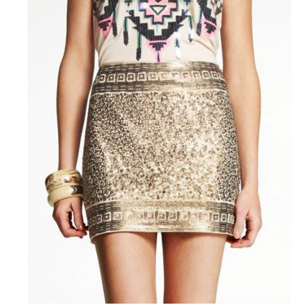 Gold Express Mini Skirt With Sequins Sz Small NWT